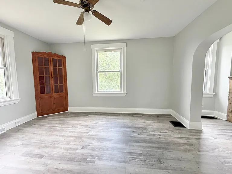 3139 Gaff Ave — Photo 4
