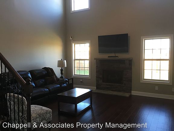 4th image of 175 Melbourne Drive