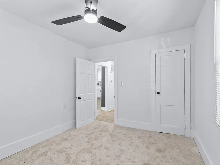 2207 Marshall Ave — Photo 34