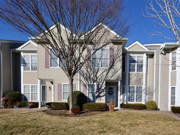 978 Madeira Boulevard, Melville, NY 11747