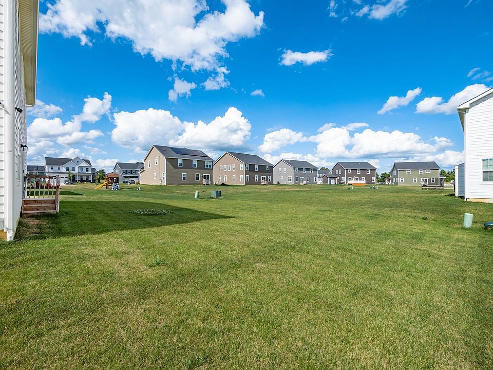2nd image of 479 Melick Dr