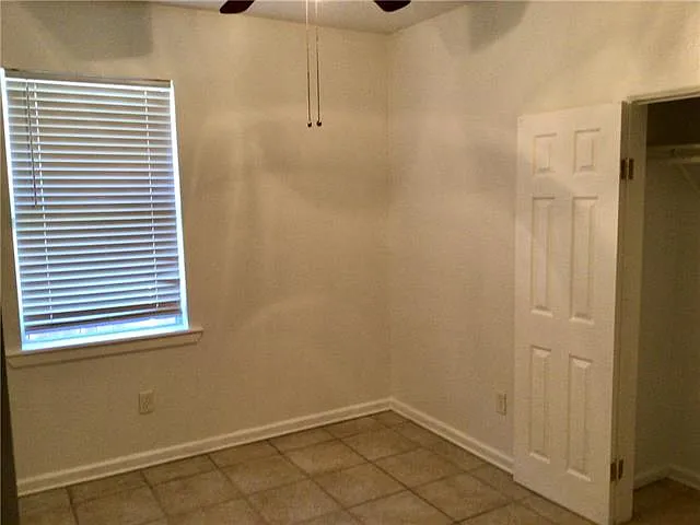 4237 General Pershing St — Photo 9