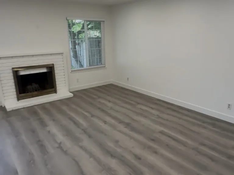 4162 Wessex Dr #4162 — Photo 2