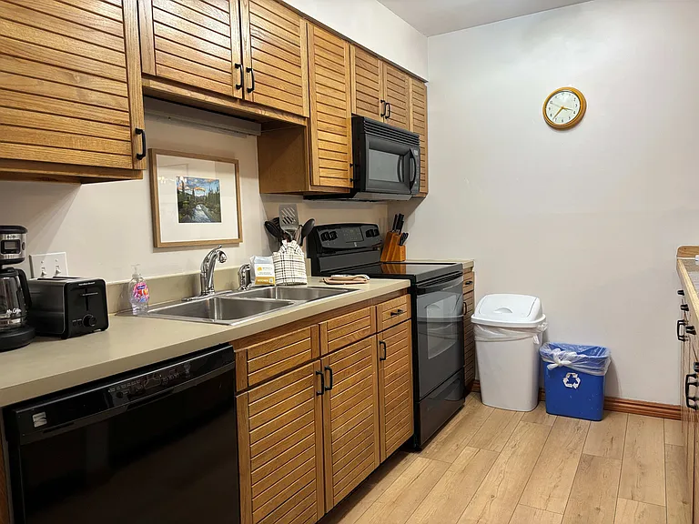 2025 Walton Creek Rd #403 — Photo 10