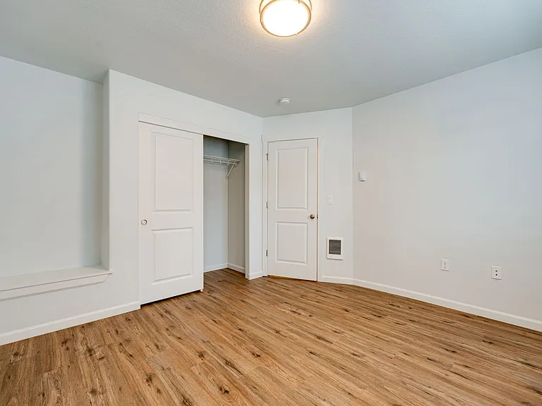 935 Arthur Ave — Photo 31