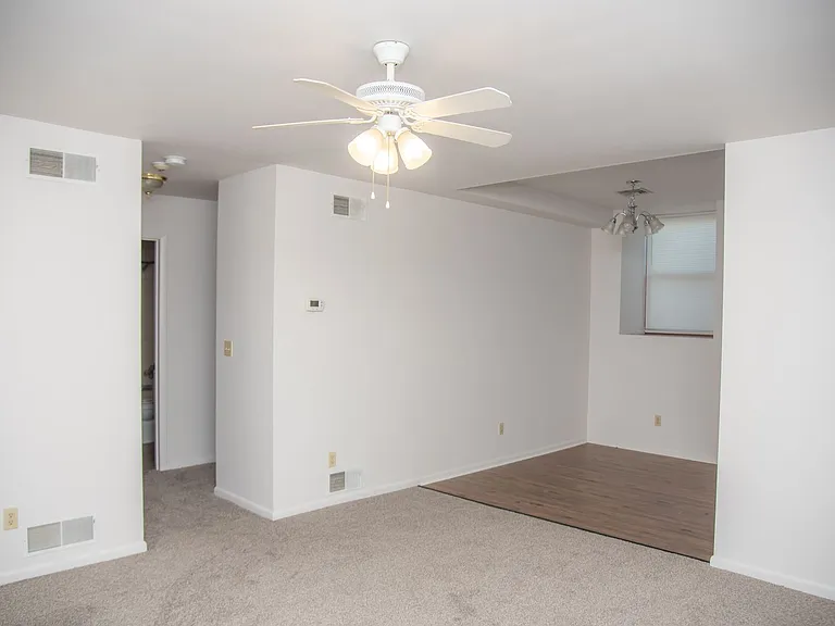 153 E High St — Photo 2