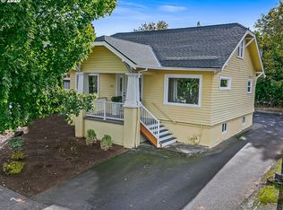 344 W Hist Columbia River Hwy, Troutdale, OR 97060