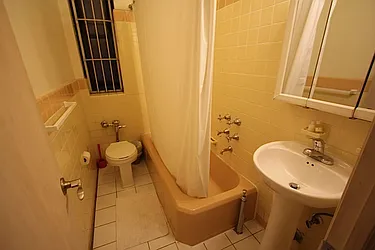 Rented by Natural Habitat Realty