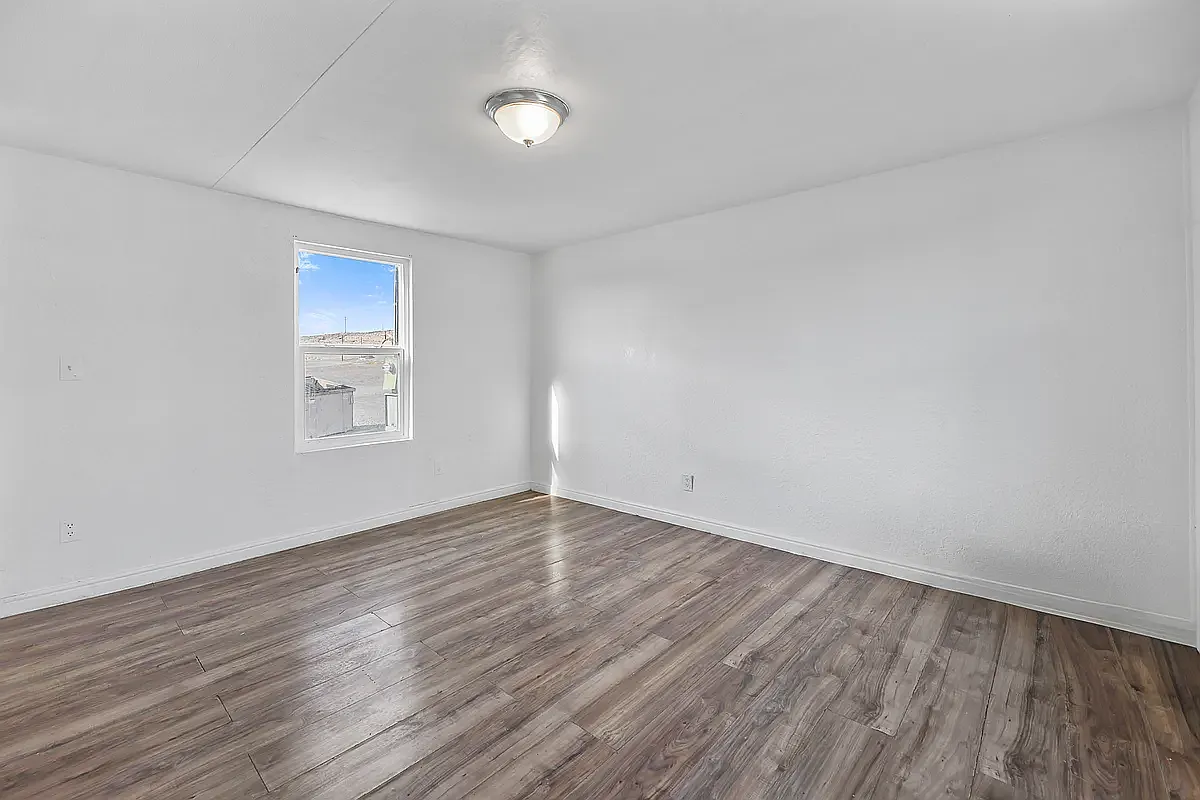 1 bed, $500 — Photo 3