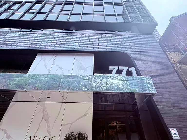 771 Yonge St #609 — Photo 1