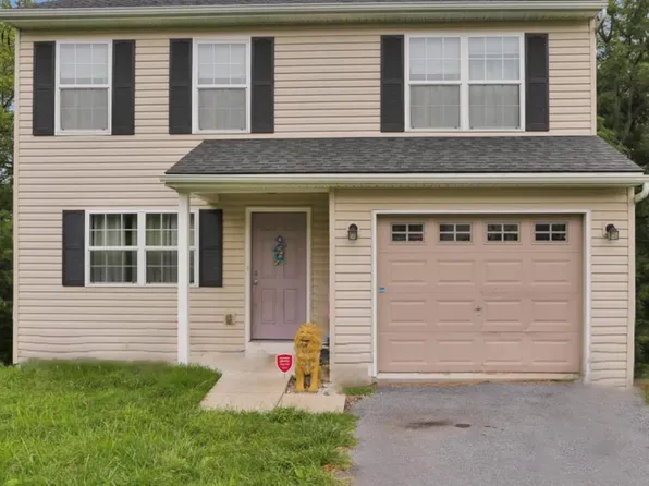 1303 Oak St, Temple, PA 19560