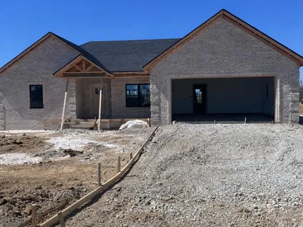 212 Carhartt Dr, Richmond, KY 40475