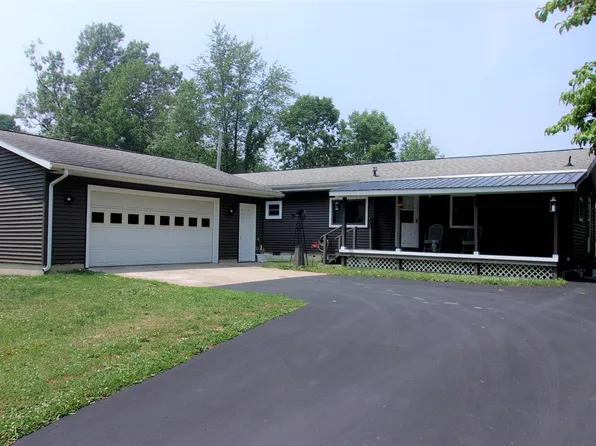 15826 Menominee Dr, Plymouth, IN 46563