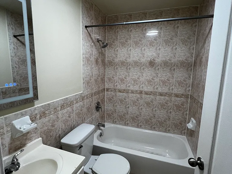 996 Grant Ave #2 — Photo 5