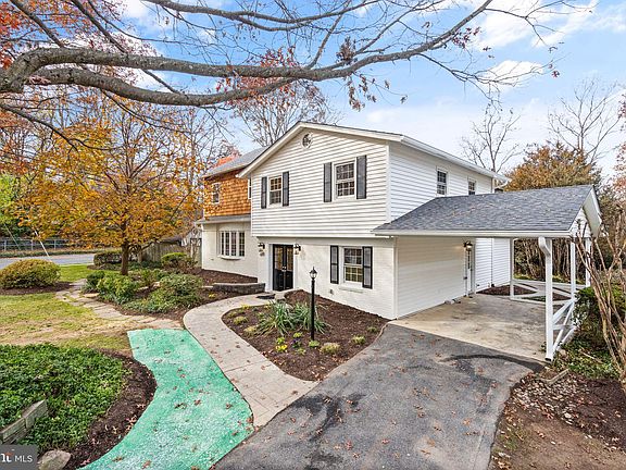 2nd image of 600 Upham Pl NW