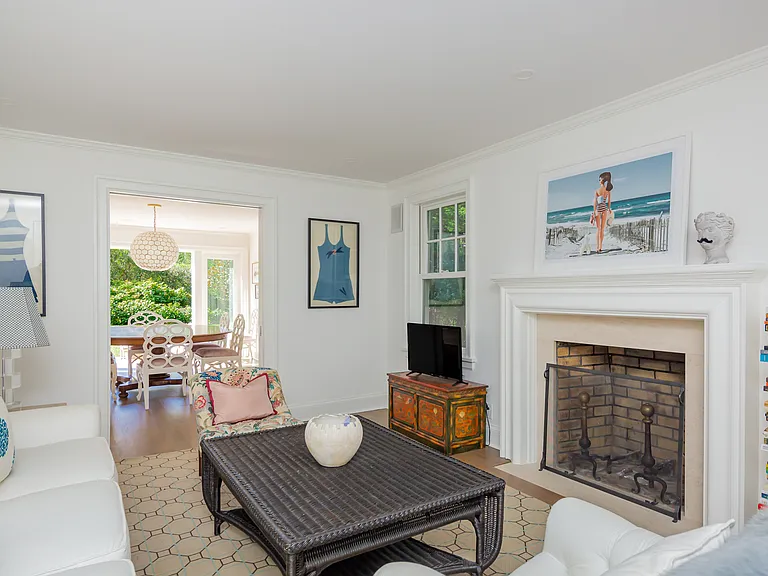 84 Anns Ln — Photo 8