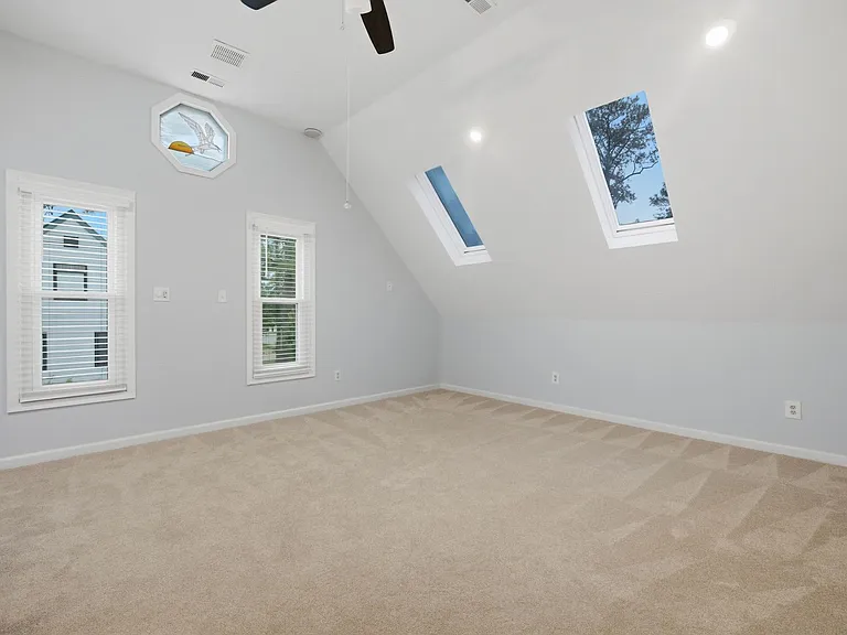 20B Freeman Dr — Photo 30