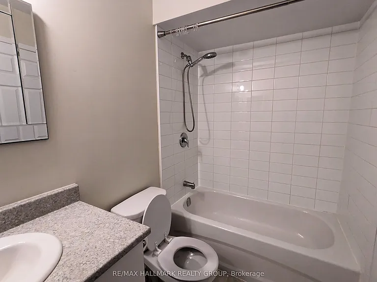 6464 Colony Sq #21 — Photo 26