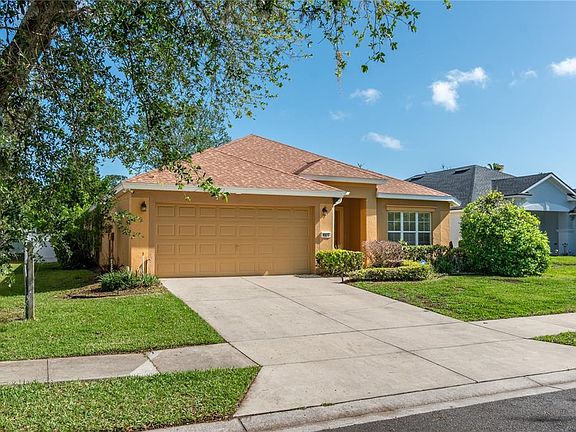 3rd image of 4923 SW 40th Ln