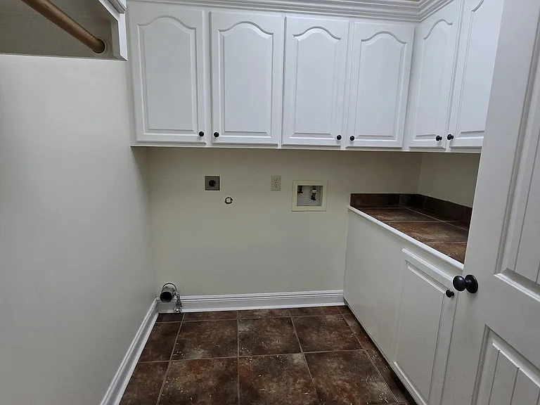 2619 E Robinwood Dr — Photo 18