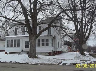 214 S Main St, Abingdon, IL 61410