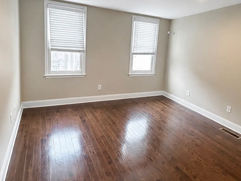 706 S Conkling St — Photo 6