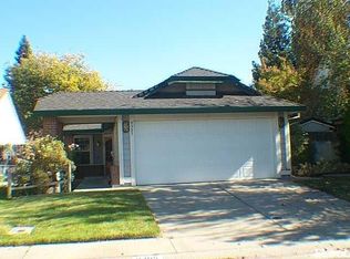 9305 Hoyleton Way, Elk Grove, CA 95758
