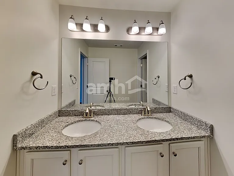 603 Lake Vista Ct — Photo 18