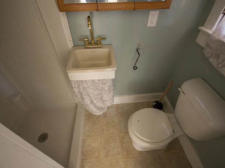 410 S Houston St — Photo 13