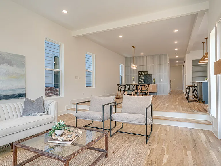 303 Riverside Dr #B — Photo 21