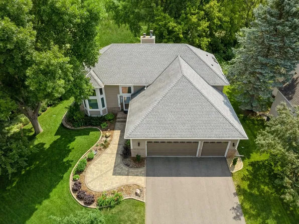 4930 Valley Forge Ln N, Plymouth, MN 55442