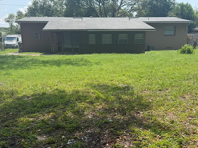 5004 Redstone Dr — Photo 12
