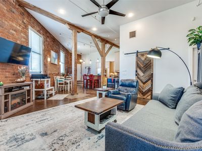 2220 S Harwood St APT 106, Dallas, TX, 75215