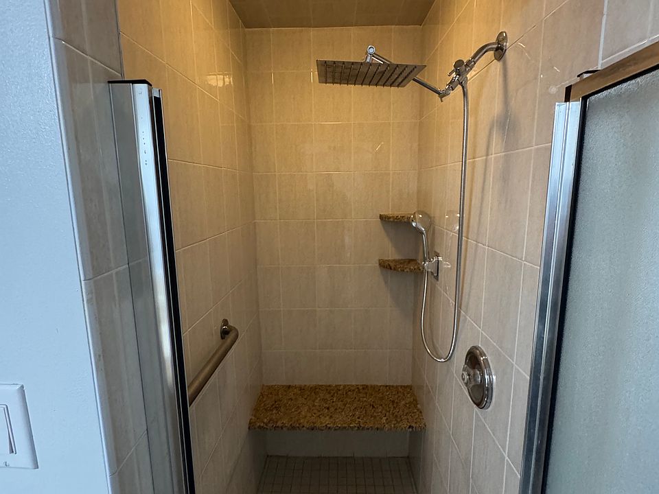 Primary bedroom shower