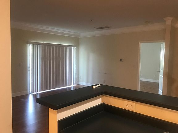 View of LR from the kitchem