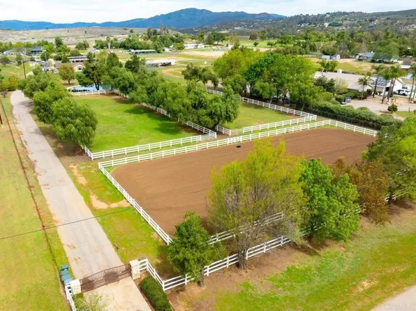 613 Rancho Trl, Ramona, CA 92065