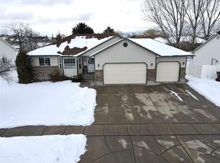 481 Chesapeake Ave, Chubbuck, ID 83202