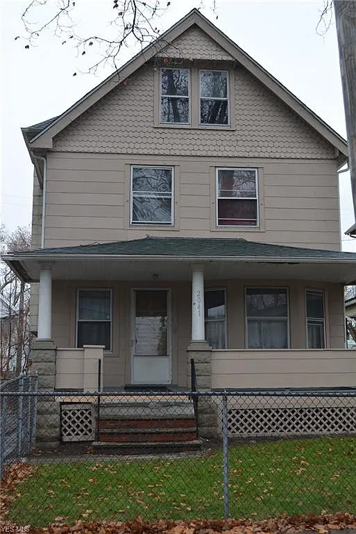 2041 W 89th St photo 1