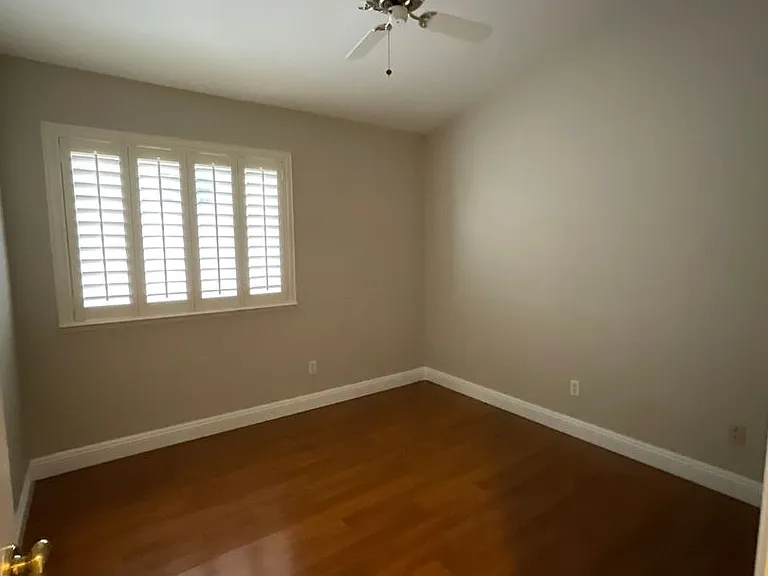 7937 Dover Shores Ave — Photo 8