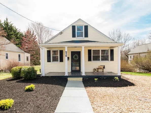 948 Chestnut Dr, Harrisonburg, VA 22801