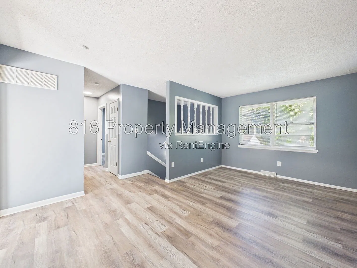 3 bed, 2.0 bath, 1325 sqft, $1,400 — Photo 3