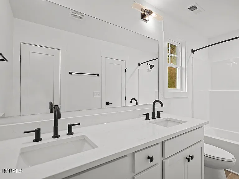 3206 Belmont Cir — Photo 10
