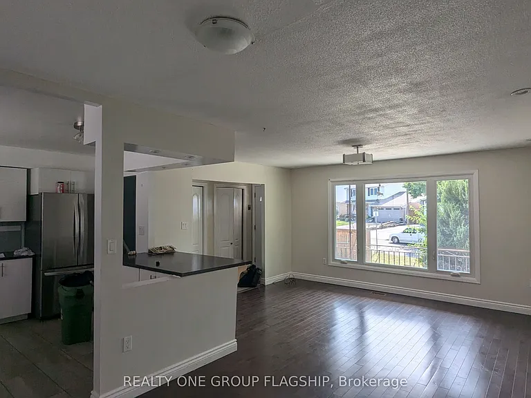 7 Greening Ave #UPPER — Photo 7