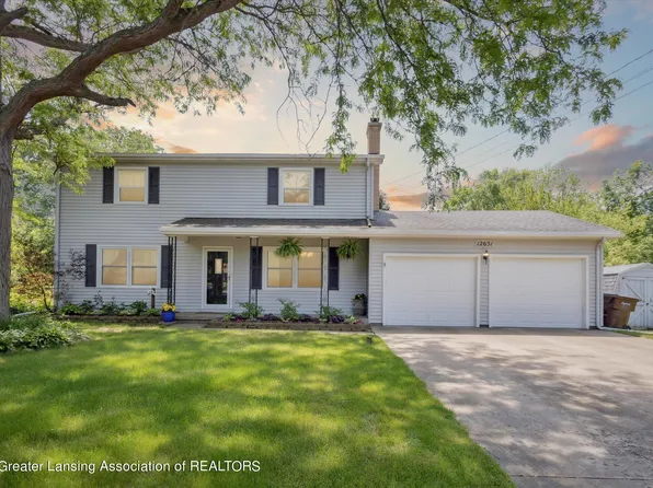 12651 Chippewa Dr, Grand Ledge, MI 48837