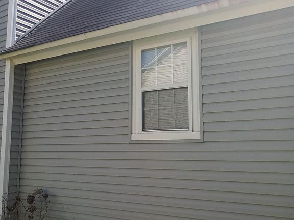3rd image of 1716 Lasalle Ave