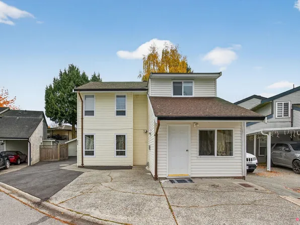 7363 129th St, Surrey, BC V3W 7B8