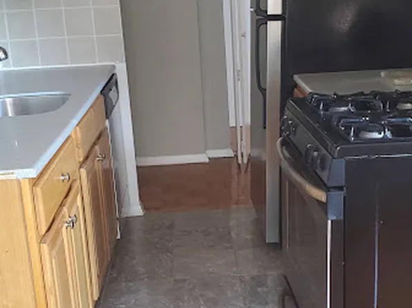 4430 Douglaston Pkwy, Douglaston, NY