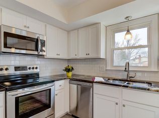 6 Devalinder Dr, Newark, DE 19702