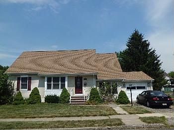 2nd image of 6 Roy Ct