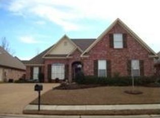 420 Providence Dr, Brandon, MS 39042